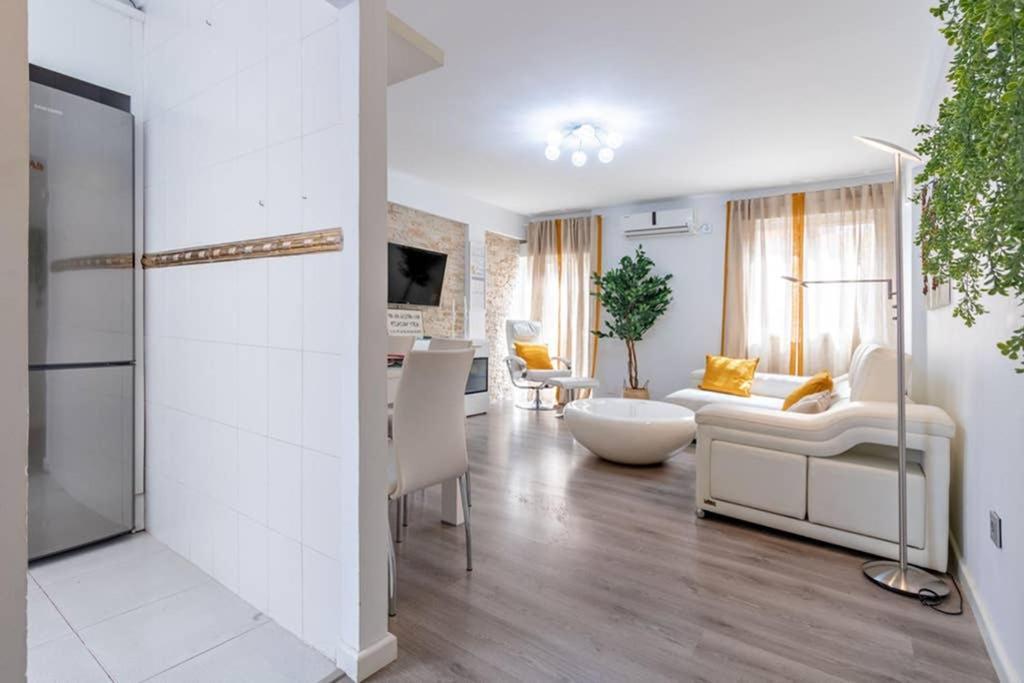 Ferienwohnung Triana Maestro Deluxe By Valcambre Sevilla Exterior foto