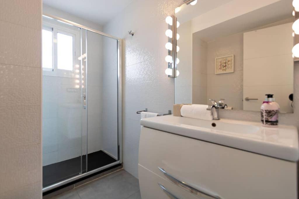 Ferienwohnung Triana Maestro Deluxe By Valcambre Sevilla Exterior foto