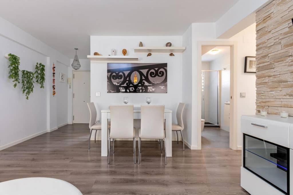 Ferienwohnung Triana Maestro Deluxe By Valcambre Sevilla Exterior foto